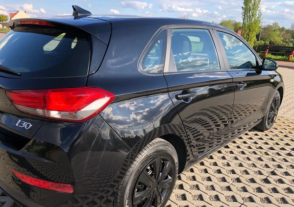 Hyundai I30 cena 45900 przebieg: 220000, rok produkcji 2020 z Daleszyce małe 596